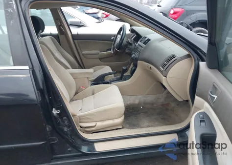 2004 Honda Accord 2.4 Lx z USA, uszkodzony, nr VIN 1HGCM56364A156335